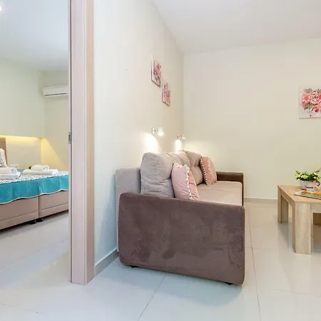 Aglaia Apartman Skála Marión