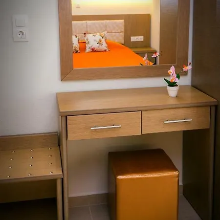 Aglaia * Skála Marión