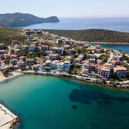 Aglaia Apartment